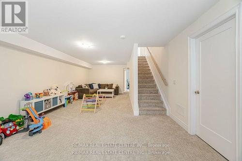 199 Alderson Court, Fort Erie, ON - Indoor Photo Showing Other Room