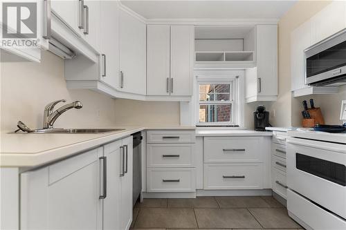 70 Madawaska Street, Arnprior, ON - Indoor Photo Showing Kitchen