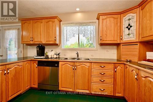 1932 Gore Line, Whitewater Region, ON - Indoor Photo Showing Kitchen With Double Sink