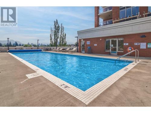 1160 Bernard Avenue Unit# 1701, Kelowna, BC - Outdoor With In Ground Pool