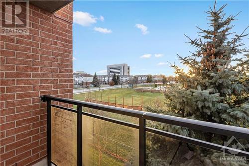 310 Central Park Drive Unit#3F, Ottawa, ON - Outdoor