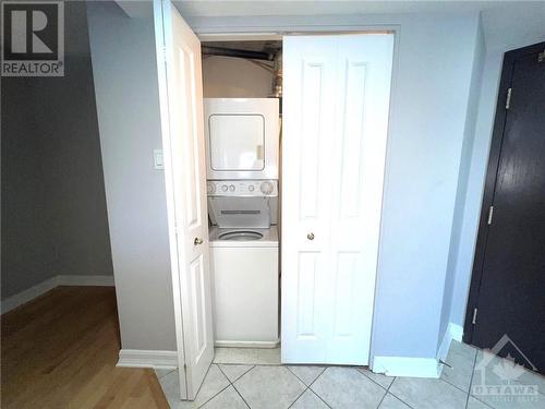 310 Central Park Drive Unit#3E, Ottawa, ON - Indoor Photo Showing Laundry Room