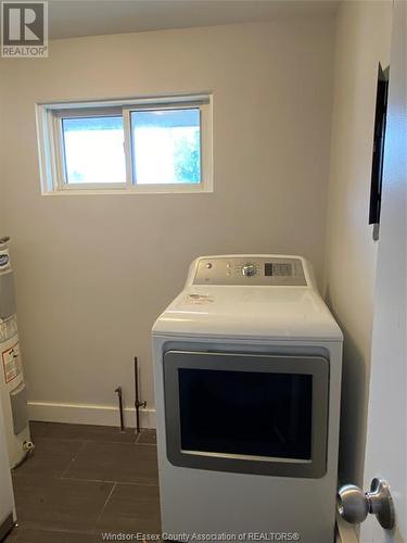 440 Prince Road Unit# 3, Windsor, ON - Indoor Photo Showing Laundry Room