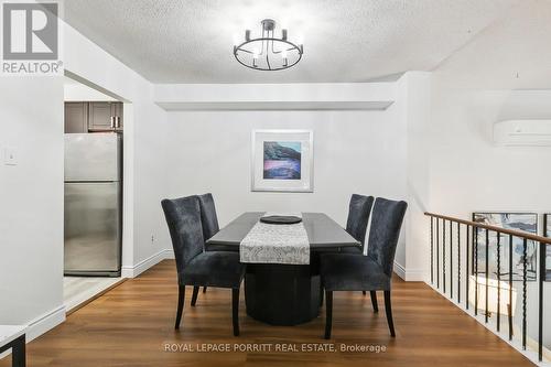 17 - 1415 Fieldlight Blvd Boulevard, Pickering, ON - Indoor Photo Showing Dining Room