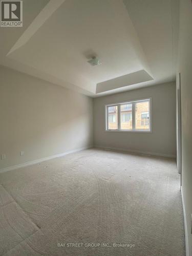 41 Ducharme Drive, Richmond Hill, ON - Indoor Photo Showing Other Room