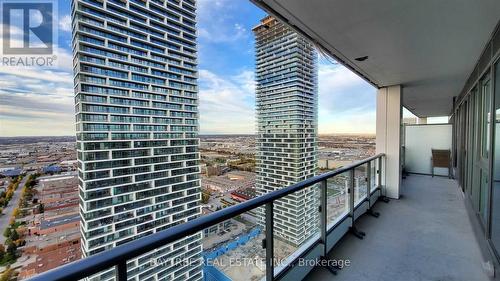 2701 - 5 Buttermill Avenue, Vaughan, ON - Outdoor