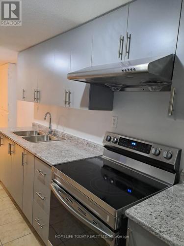 Bsmt - 15 Alanno Way, Vaughan, ON - Indoor Photo Showing Kitchen With Double Sink