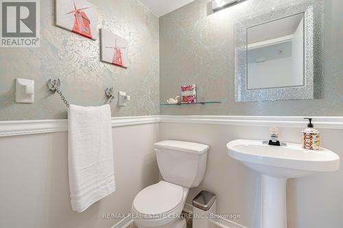 834 - 75 Weldrick Road E, Richmond Hill (Observatory), ON - Indoor Photo Showing Bathroom