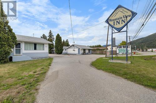 1441 Northwest Boulevard, Creston, BC 