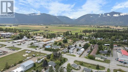 1441 Northwest Boulevard, Creston, BC 