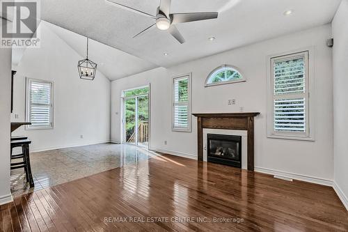 156 41St Street S, Wasaga Beach, ON - Indoor Photo Showing Living Room With Fireplace