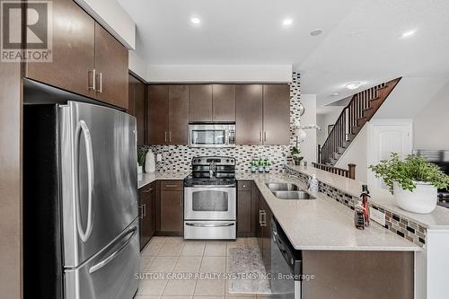 170 Duncan Lane, Milton (Scott), ON - Indoor Photo Showing Kitchen With Stainless Steel Kitchen With Double Sink With Upgraded Kitchen