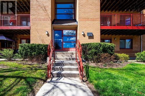 124 - 1496 Pilgrims Way, Oakville, ON - Outdoor With Balcony