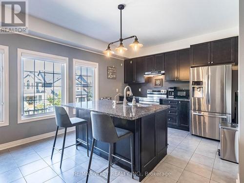 64 Boyces Creek Court, Caledon, ON - Indoor Photo Showing Kitchen