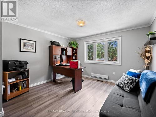 15 Garden Avenue, Brampton (Brampton West), ON - Indoor