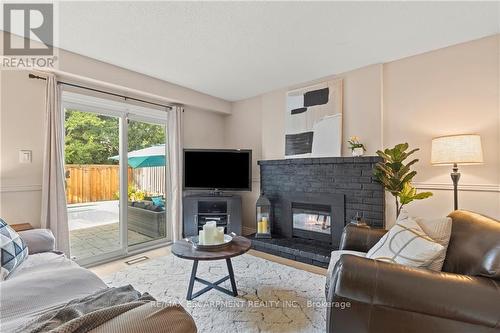 3061 Keynes Crescent, Mississauga (Meadowvale), ON - Indoor Photo Showing Living Room With Fireplace