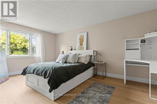 3061 Keynes Crescent, Mississauga (Meadowvale), ON - Indoor Photo Showing Bedroom