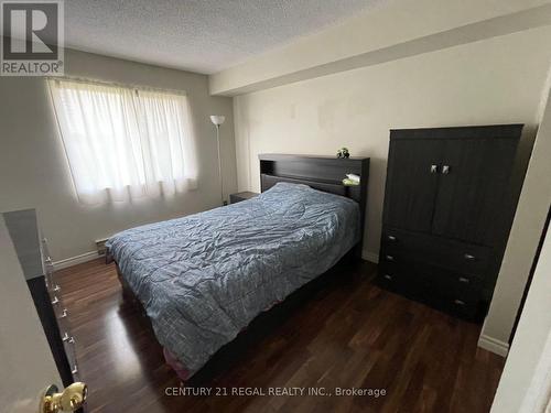 934 - 95 Trailwood Drive, Mississauga, ON - Indoor Photo Showing Bedroom