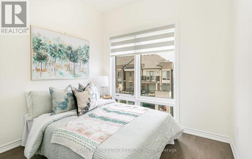 14 Arrowview Drive, Brampton (Northwest Brampton), ON - Indoor Photo Showing Bedroom