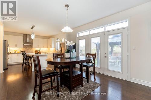 28 Stonegate Avenue, Mono, ON - Indoor Photo Showing Dining Room