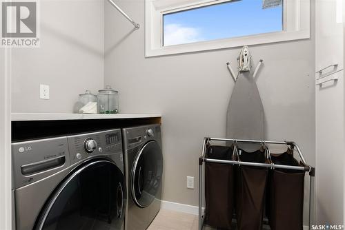 10 Princeton Drive, White City, SK - Indoor Photo Showing Laundry Room