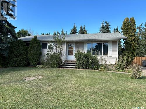 1627 Mackenzie King Crescent, North Battleford, SK - Outdoor