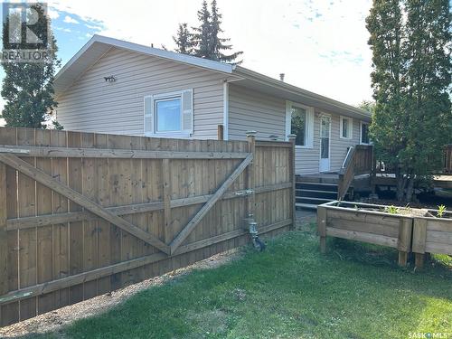 1627 Mackenzie King Crescent, North Battleford, SK - Outdoor