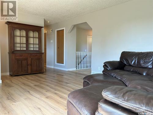 1627 Mackenzie King Crescent, North Battleford, SK - Indoor Photo Showing Living Room