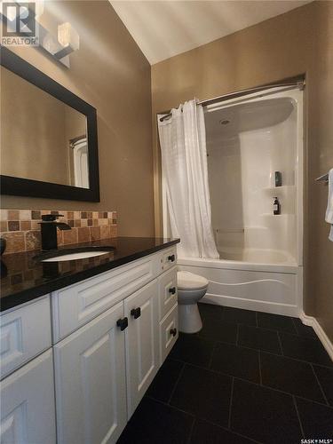 9 Park Boulevard, Melville, SK - Indoor Photo Showing Bathroom