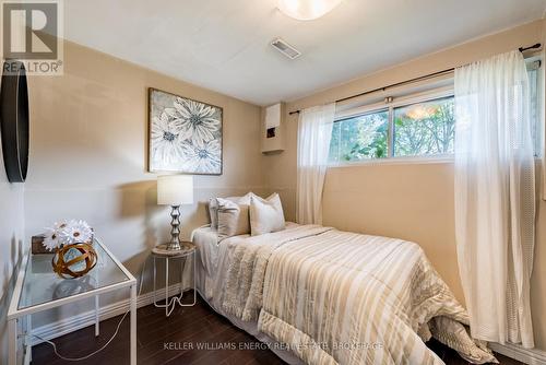 9 - 1400 Mary Street N, Oshawa (Samac), ON - Indoor Photo Showing Bedroom