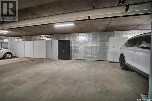 116 910 Heritage View, Saskatoon, SK - Indoor Photo Showing Garage