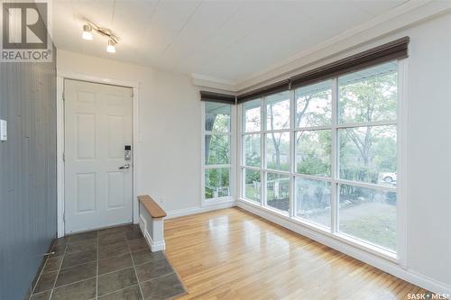 122 Main Street, Saskatoon, SK - Indoor Photo Showing Kitchen