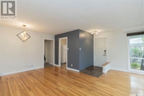 122 Main Street, Saskatoon, SK - Indoor Photo Showing Kitchen