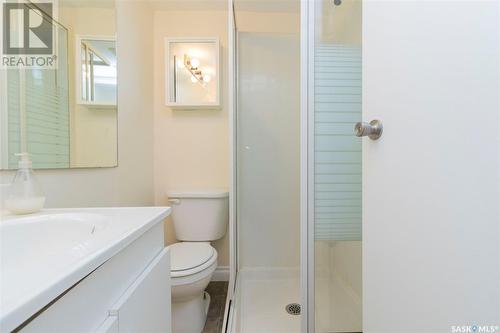 122 Main Street, Saskatoon, SK - Indoor Photo Showing Laundry Room