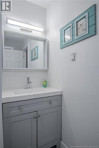 826 Danells Drive, Saint John, NB - Indoor Photo Showing Bathroom