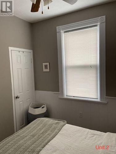 423 Central Avenue, London, ON - Indoor Photo Showing Bedroom