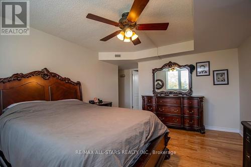 305 - 51 Rivermill Boulevard, Kawartha Lakes (Lindsay), ON - Indoor Photo Showing Bedroom