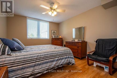 305 - 51 Rivermill Boulevard, Kawartha Lakes (Lindsay), ON - Indoor Photo Showing Bedroom