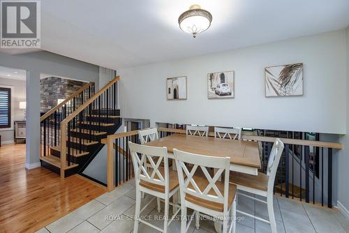 419 Spillsbury Drive, Peterborough (Otonabee), ON - Indoor Photo Showing Dining Room