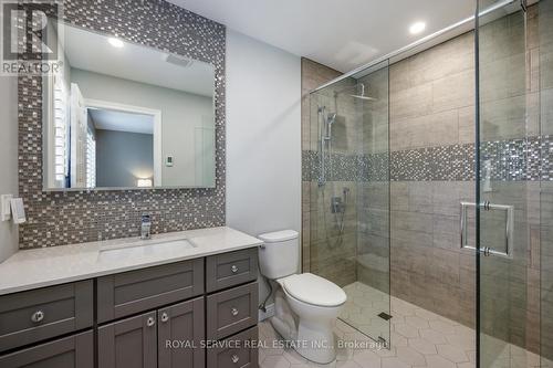 419 Spillsbury Drive, Peterborough (Otonabee), ON - Indoor Photo Showing Bathroom