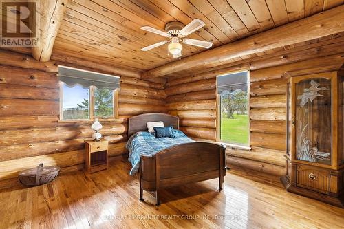 32062 Hwy 28 E, Bancroft, ON - Indoor Photo Showing Bedroom