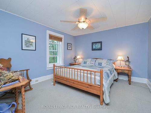 294066 8Th Line, Amaranth, ON - Indoor Photo Showing Bedroom