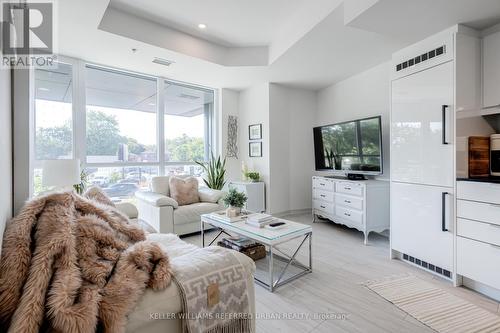 117 - 2201 Kingston Road, Toronto (Cliffcrest), ON - Indoor Photo Showing Living Room