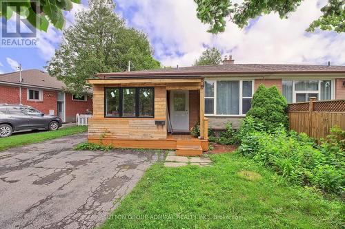 211 Axminster Drive, Richmond Hill (Crosby), ON - Outdoor