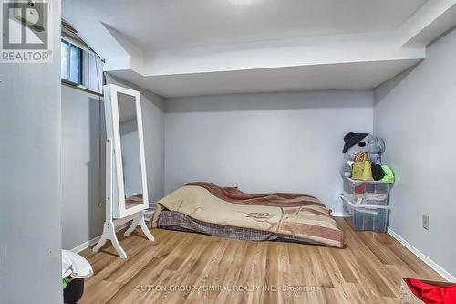 211 Axminster Drive, Richmond Hill (Crosby), ON - Indoor Photo Showing Bedroom