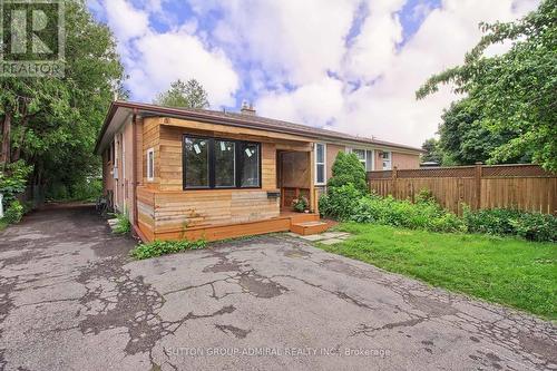 211 Axminster Drive, Richmond Hill (Crosby), ON - Outdoor With Deck Patio Veranda