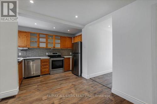 240 Royal Road, Georgina, ON - Indoor Photo Showing Kitchen