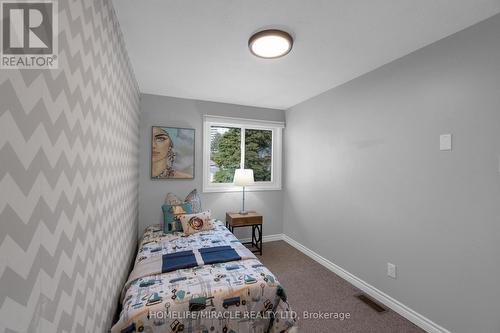 9 Haida Square E, Brampton, ON - Indoor Photo Showing Bedroom