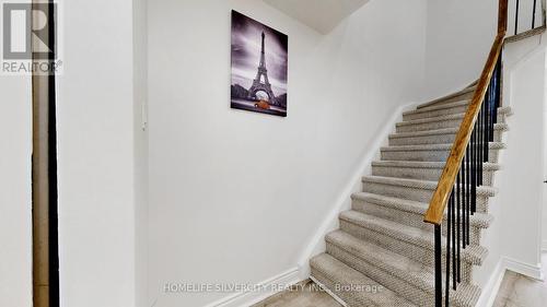 13 Courtleigh Square, Brampton (Heart Lake East), ON - Indoor Photo Showing Other Room