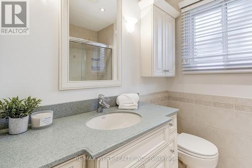 1296 Cermel Drive, Mississauga (Lorne Park), ON - Indoor Photo Showing Bathroom